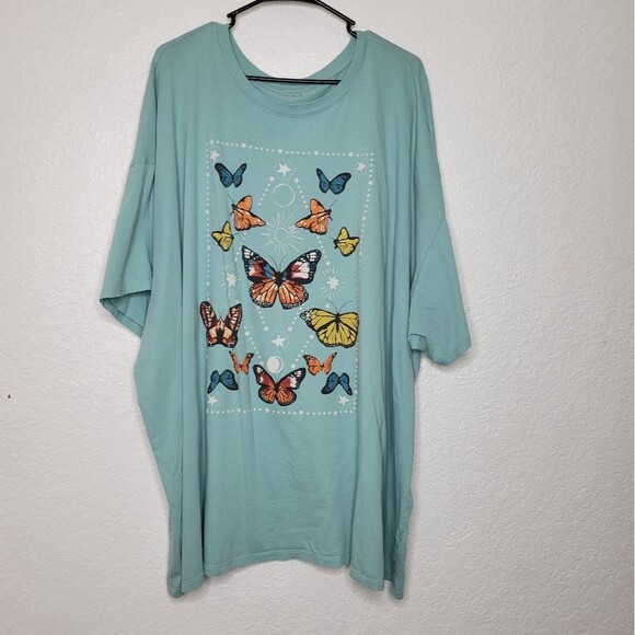 Torrid Size 4X Light Blue Butterflies Oversized Fit Heritage Jersey Tunic Tee - Picture 2 of 9